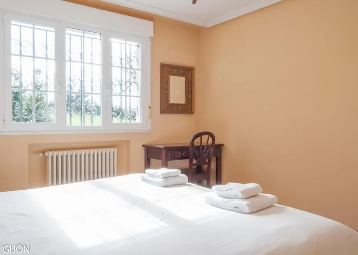 Avg Estanco 252 * Gijon